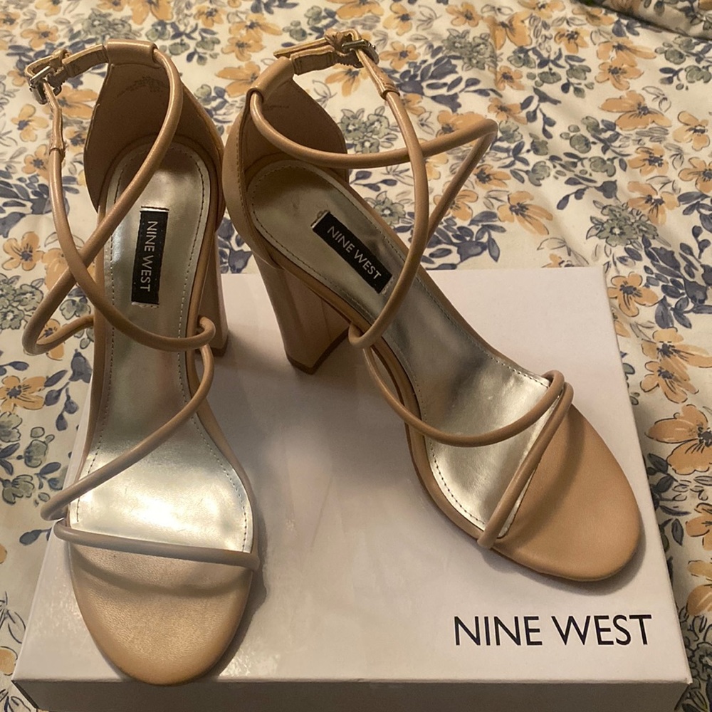 Nine West Maer Heels